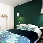 아파트 Les De Laure - L'or Vert, Avec Vue Sur Le Chateau, Parking Prive, Climatisation, A 160 M De La Cite Medievale *