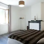 Les De Laure - L'or Vert, Avec Vue Sur Le Chateau, Parking Prive, Climatisation, A 160 M De La Cite Medievale *