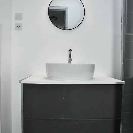 Les De Laure - L'or Vert, Avec Vue Sur Le Chateau, Parking Prive, Climatisation, Netflix, A 160 M De La Cite Medievale Carcassonne