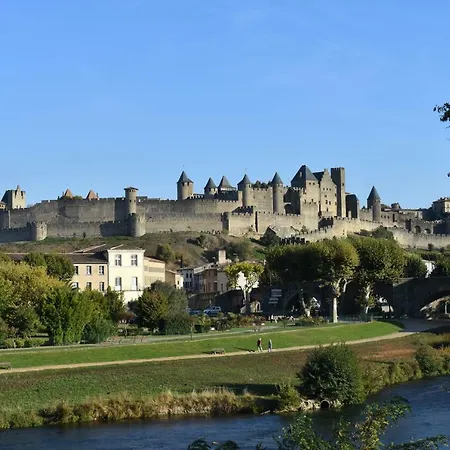 Les De Laure - L'or Vert, Avec Vue Sur Le Chateau, Parking Prive, Climatisation, A 160 M De La Cite Medievale * Carcassonne
