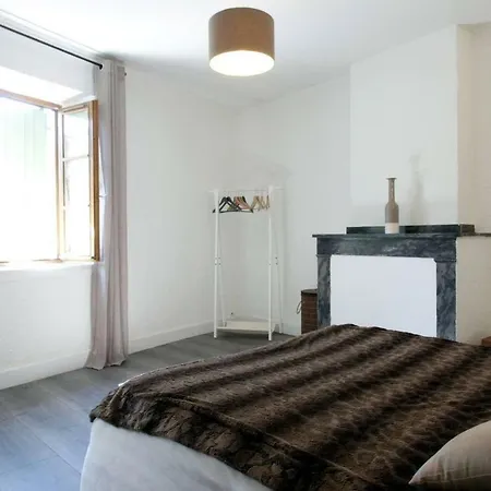 Les De Laure - L'or Vert, Avec Vue Sur Le Chateau, Parking Prive, Climatisation, A 160 M De La Cite Medievale *